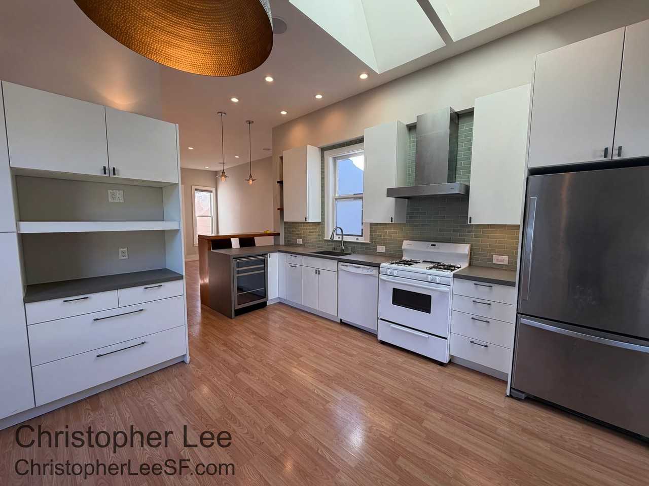 1566 Newcomb Ave - Photo 6 of 13