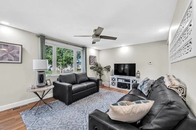 39 Rita St - Photo 2 of 16