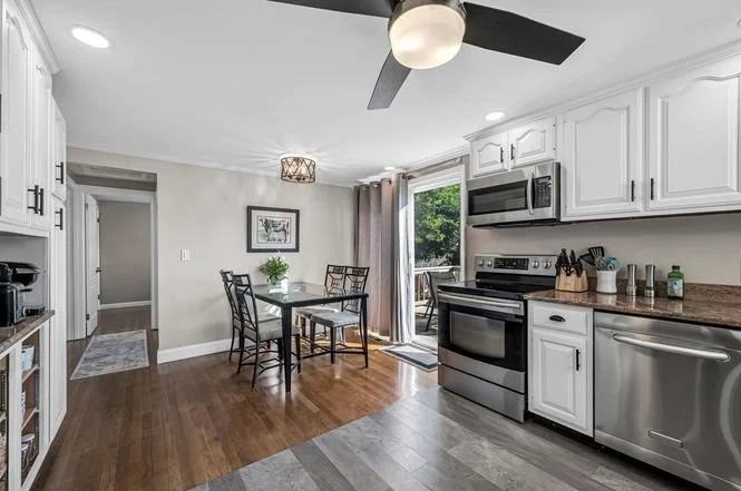 39 Rita St - Photo 6 of 16