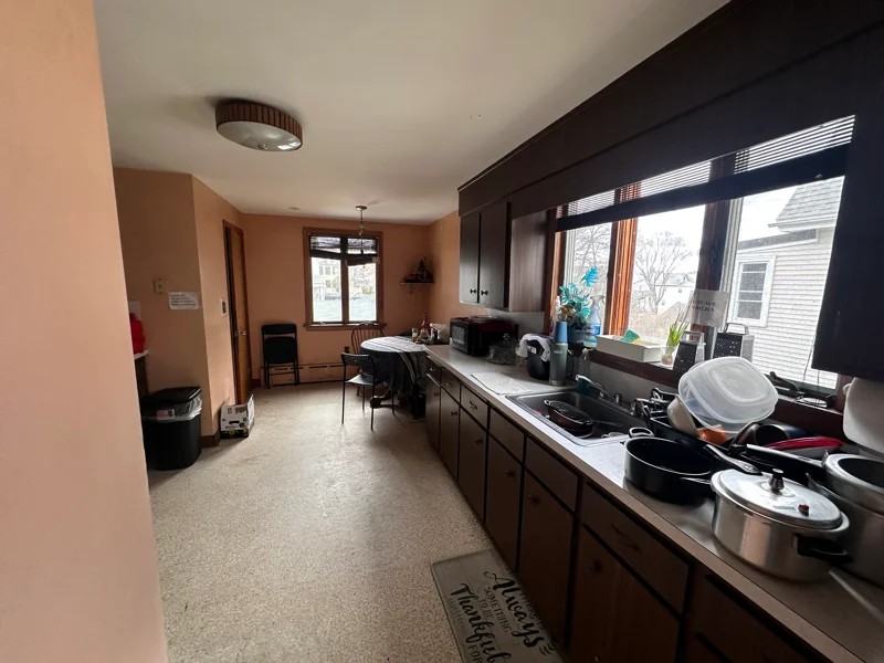 91 Waverly St #2 - Photo 3 of 20