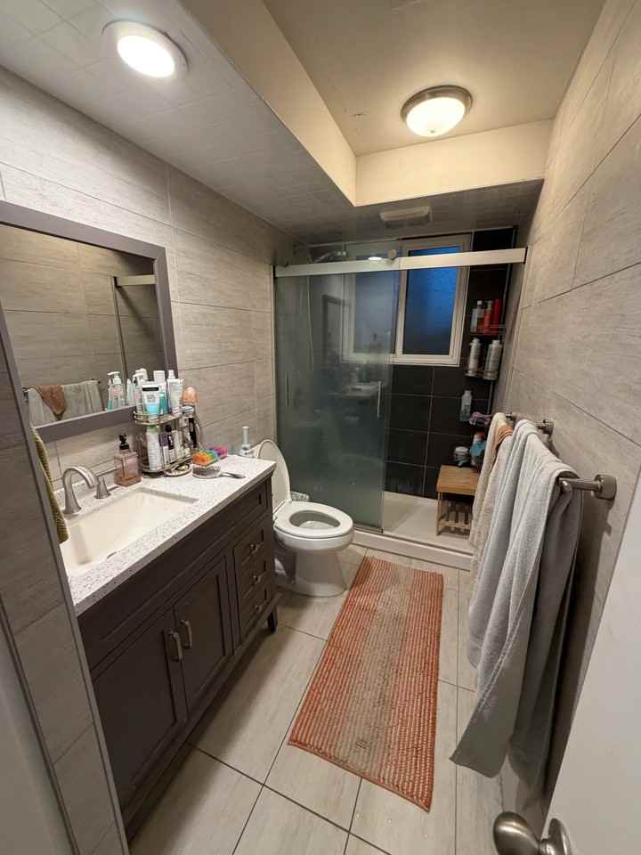 565 W Midway Blvd #2 - Photo 5 of 7