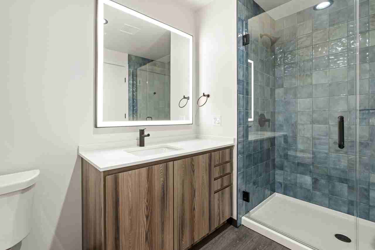 154 N Ashland Ave - Photo 5 of 20