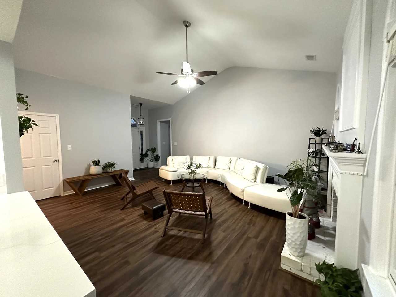 8506 Forest Shadow Cir - Photo 3 of 20