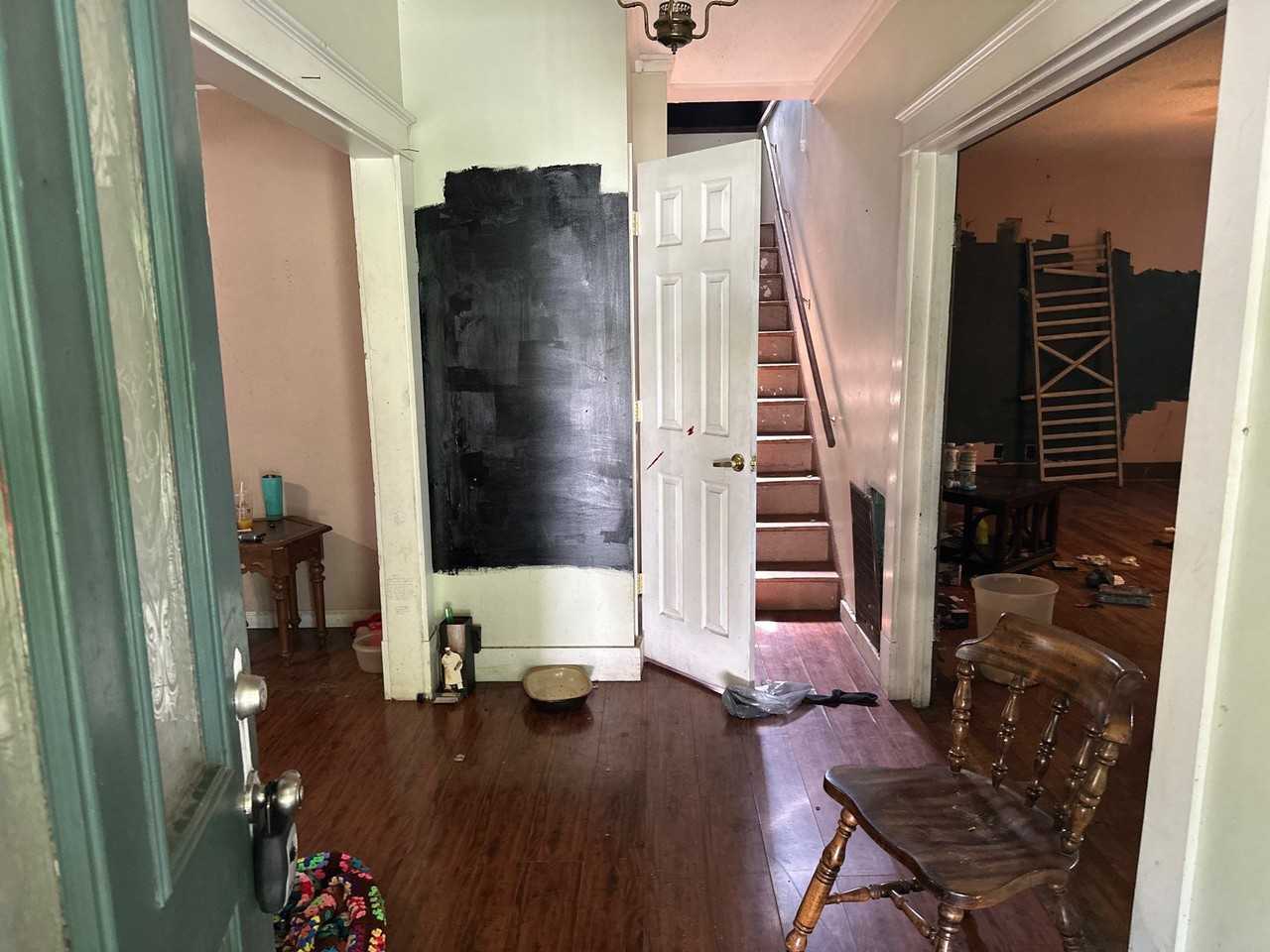 805 S Hickory St - Photo 2 of 16