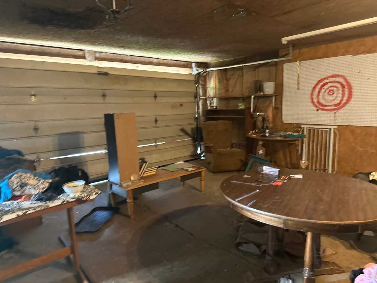 805 S Hickory St - Photo 6 of 16