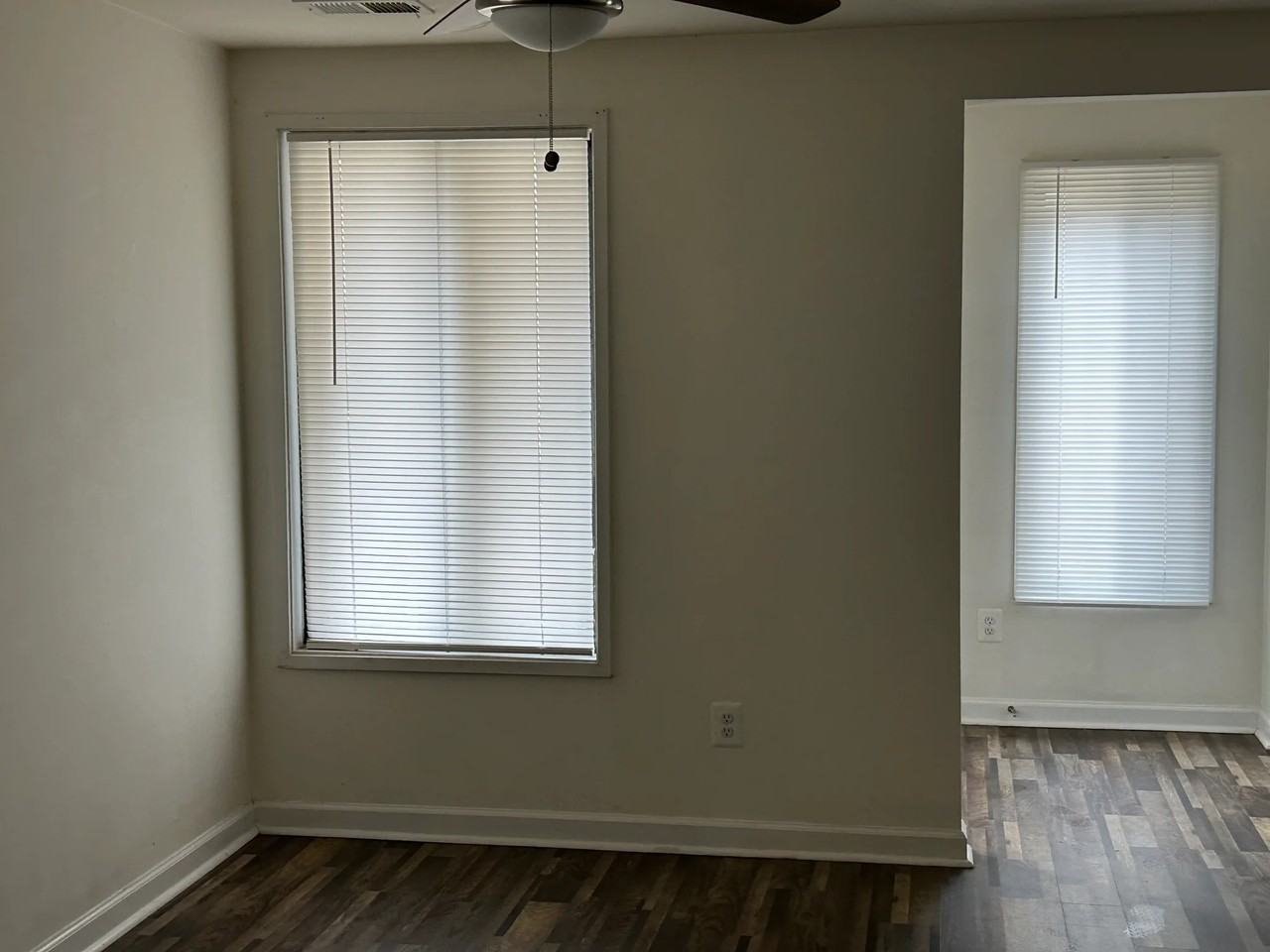 18811 Nathans Pl - Photo 4 of 11