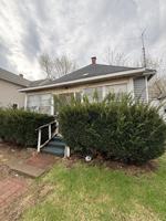 featured image of 1461 E Grand Ave