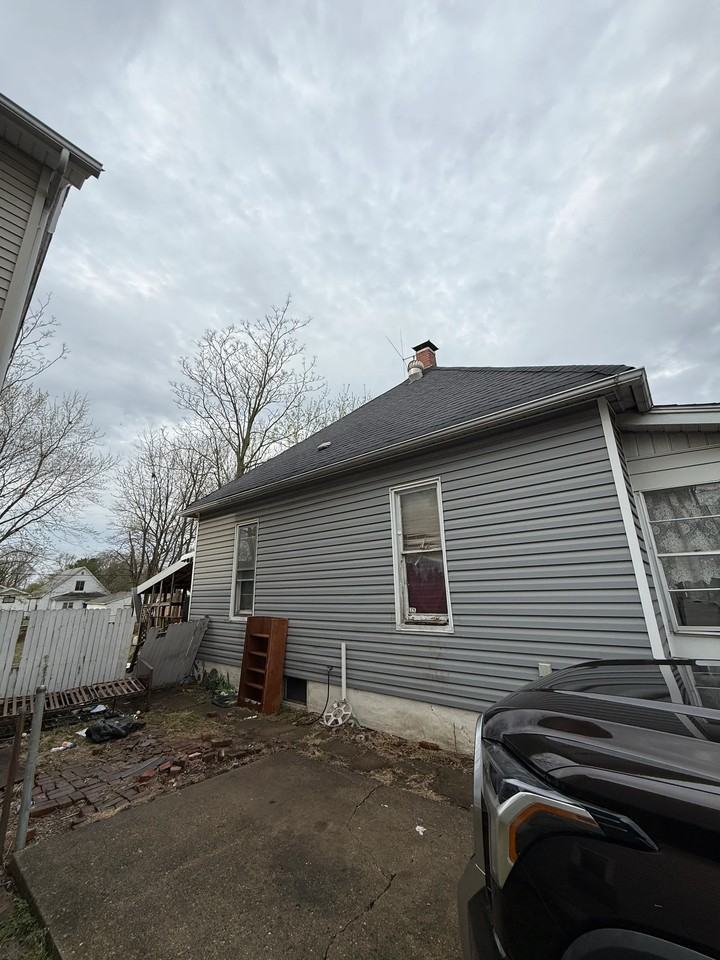 1461 E Grand Ave - Photo 5 of 17