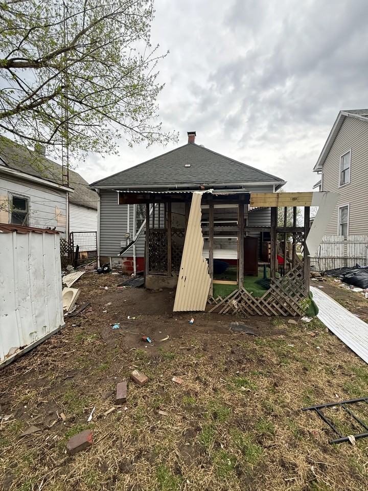 1461 E Grand Ave - Photo 7 of 17