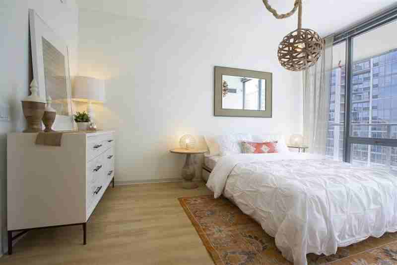 332 E Wacker Dr - Photo 5 of 11