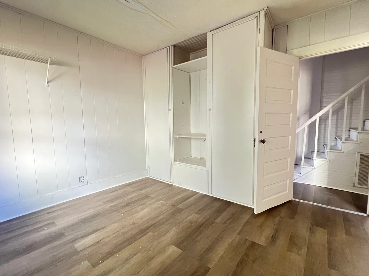 1806 Johnson St - Photo 5 of 10