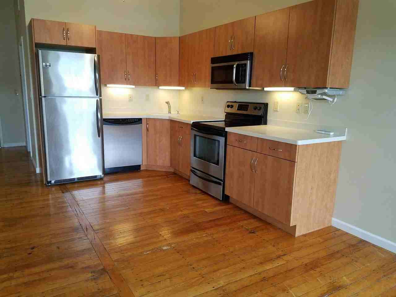 Lofts at Wamsutta Place - Photo 6 of 27