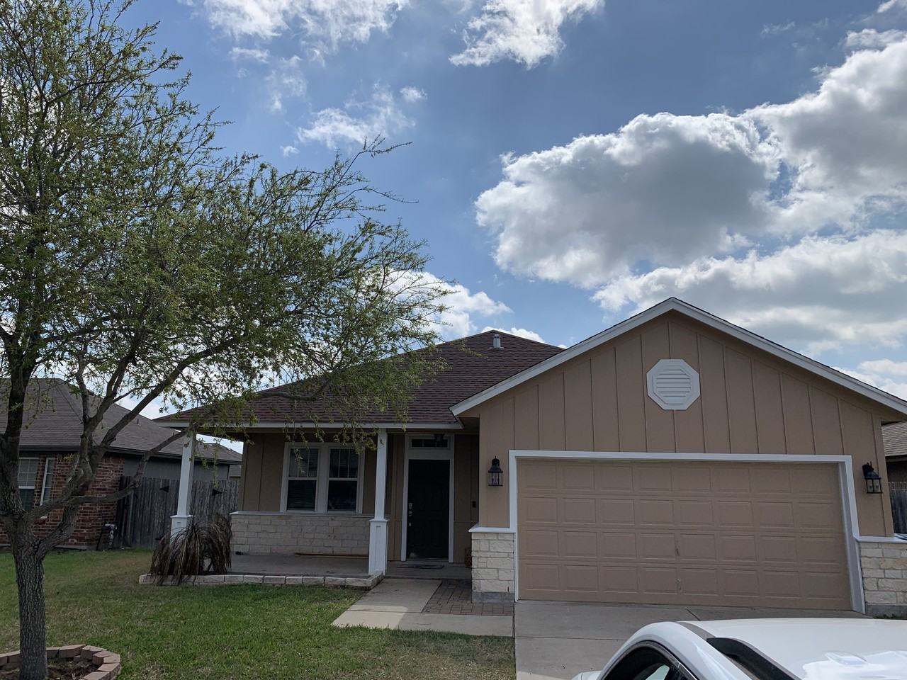 1131 Livermore St #NA - Photo 2 of 17