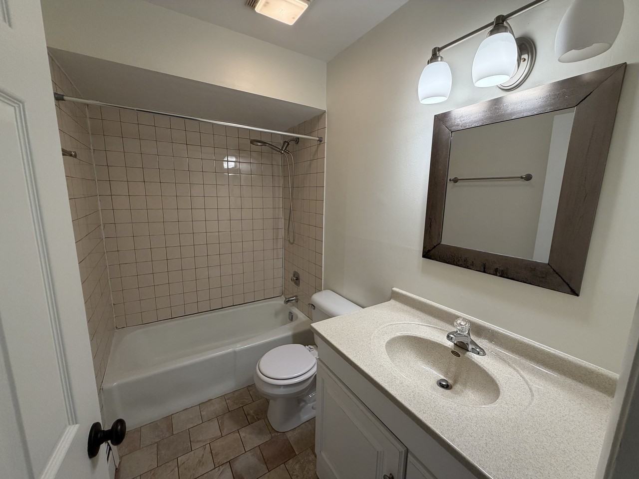 7809 Woodward Ave #3B - Photo 5 of 7