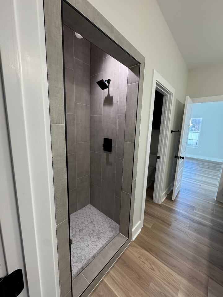 3310 Edgewood Dr #NA - Photo 4 of 12