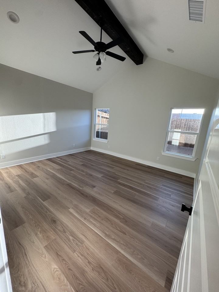 3310 Edgewood Dr #NA - Photo 5 of 12