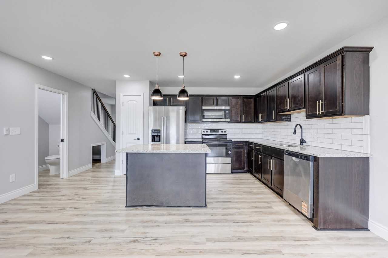 1130 Rex Ave #NONE - Photo 3 of 16