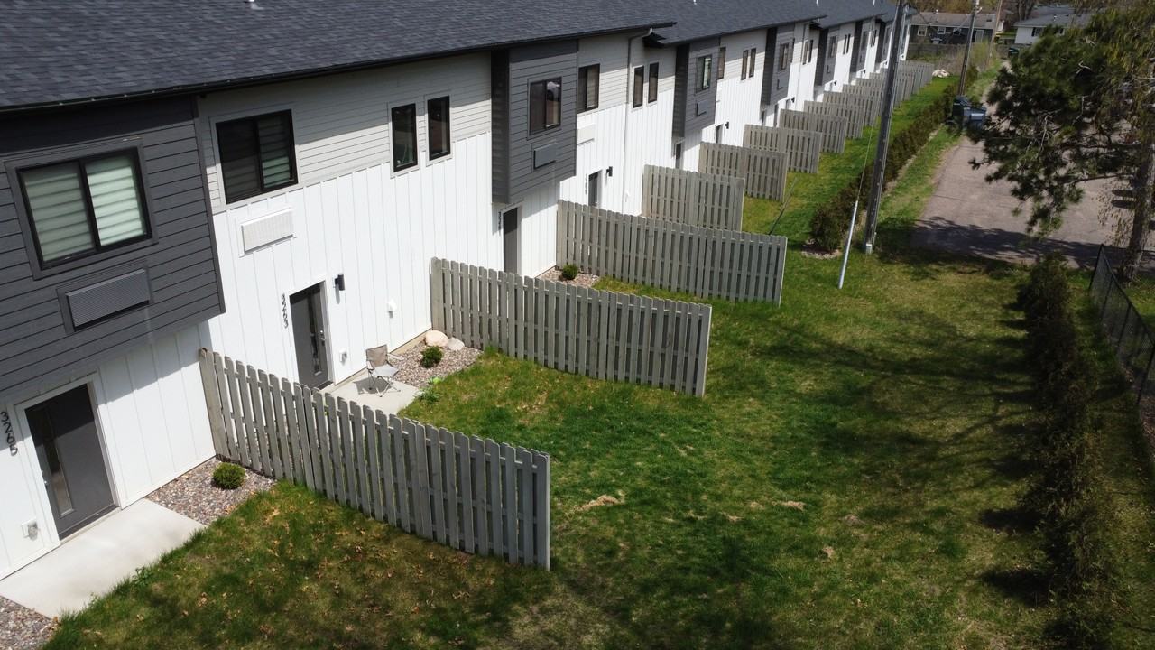 3249 Fairfax St - Photo 7 of 18