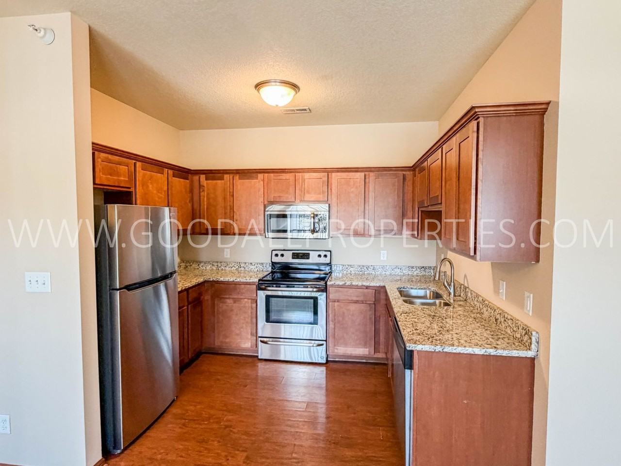 1211 Ne Windsor Dr #208 - Photo 6 of 14