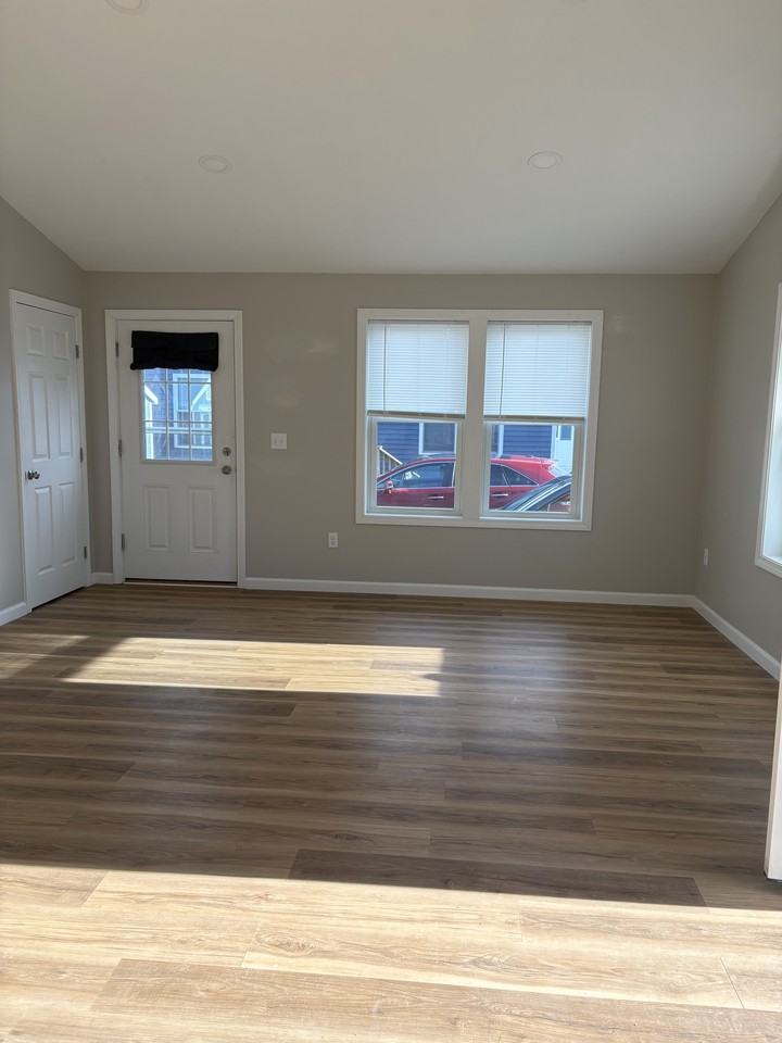 598 Main St #NA - Photo 6 of 25