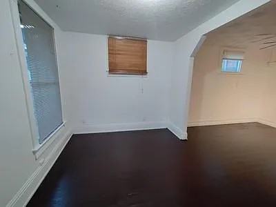 947 Osage Ave #NA - Photo 5 of 6