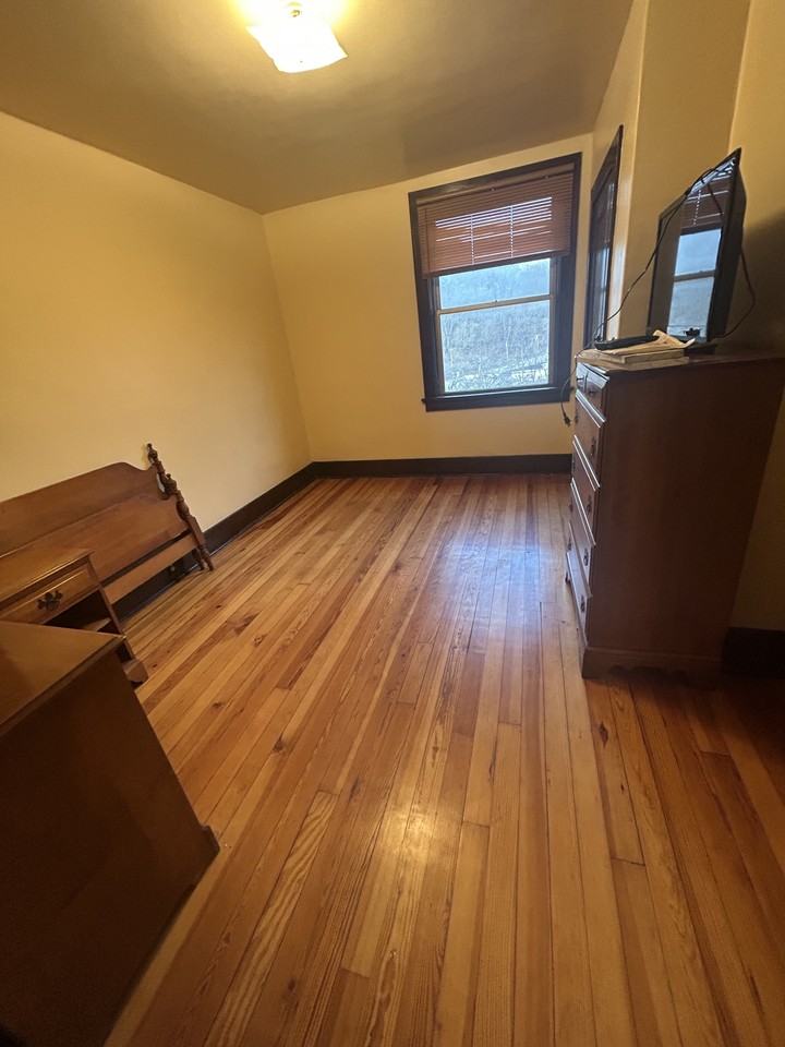 2902 Breker St #NA - Photo 5 of 13