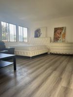 featured image of 11727 Ohio Ave #1