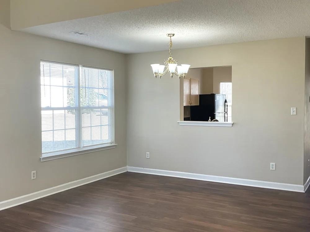 2306 Jacobs Ct #NA - Photo 2 of 8