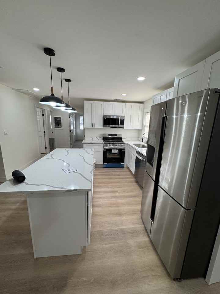 1777 Bond Dr Sw #NA - Photo 3 of 12