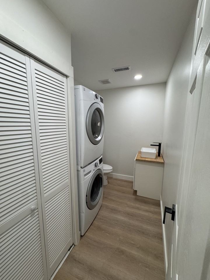 1777 Bond Dr Sw #NA - Photo 7 of 12