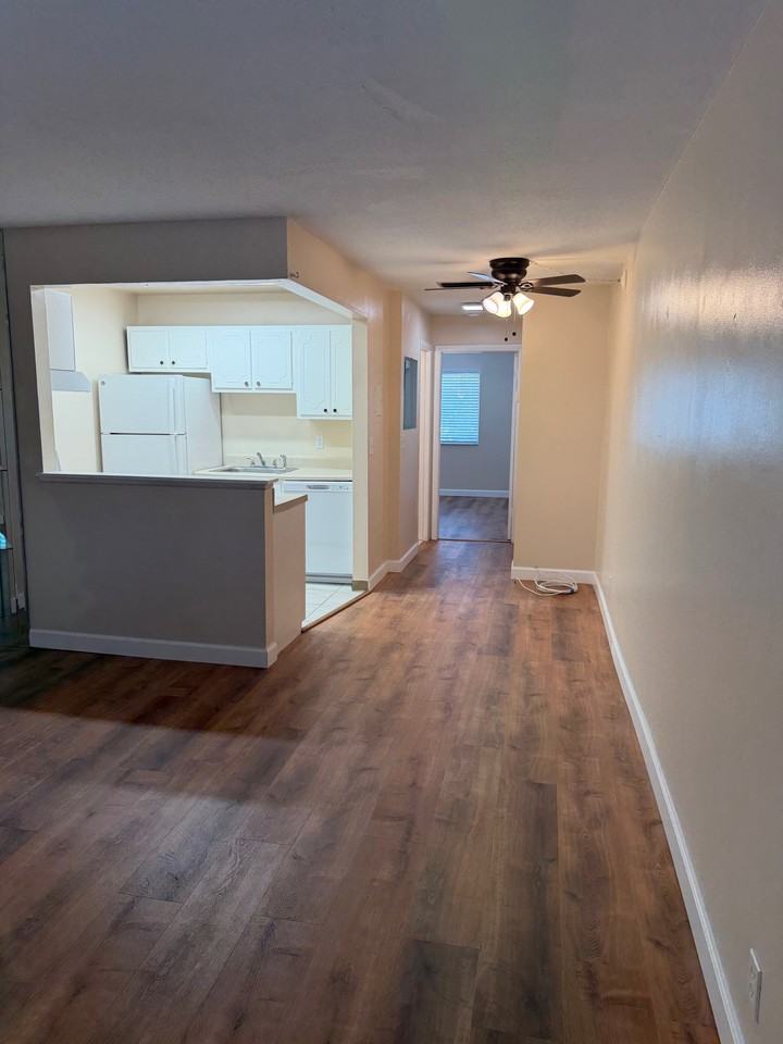 203 E Lantana Rd #13 - Photo 2 of 11