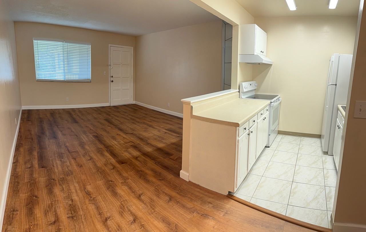 203 E Lantana Rd #13 - Photo 3 of 11