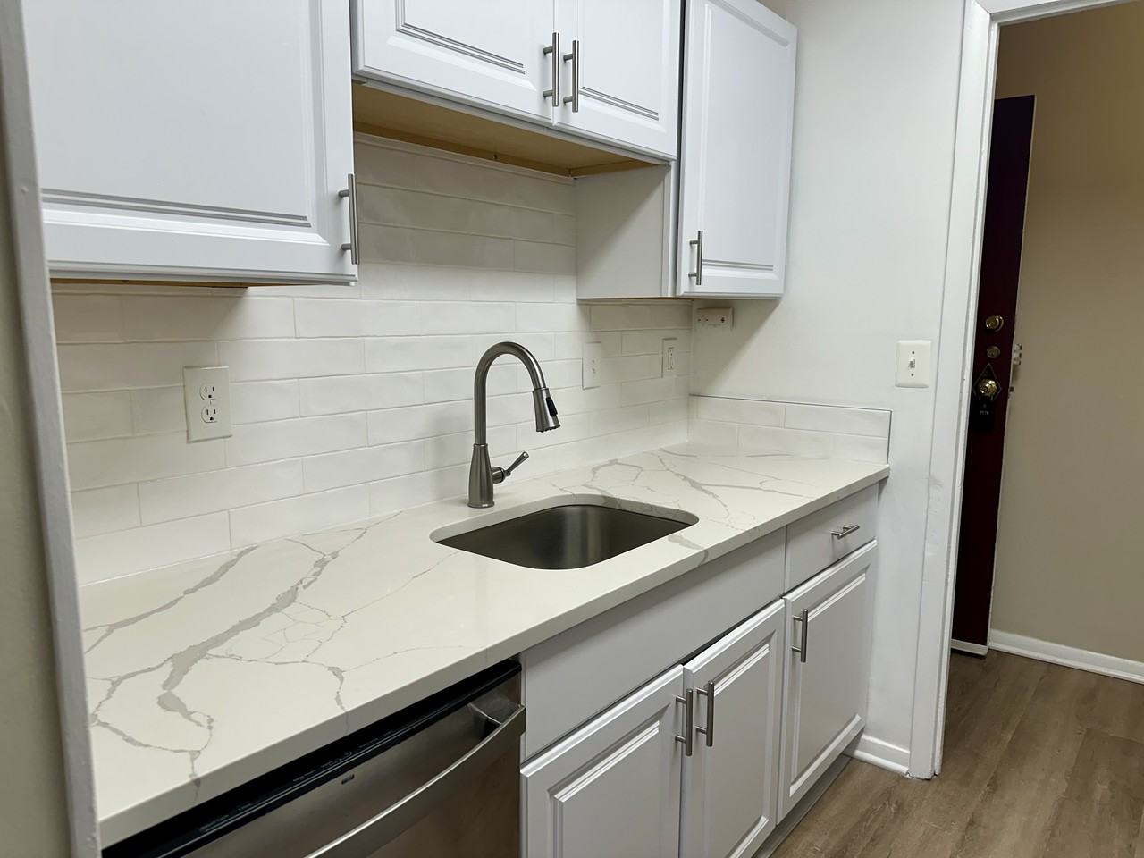 3945 Lyndhurst Dr #304 - Photo 2 of 26