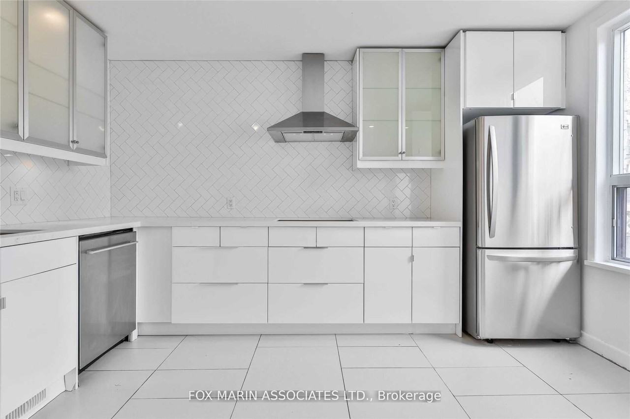 213 Grace Street - Photo 5 of 39