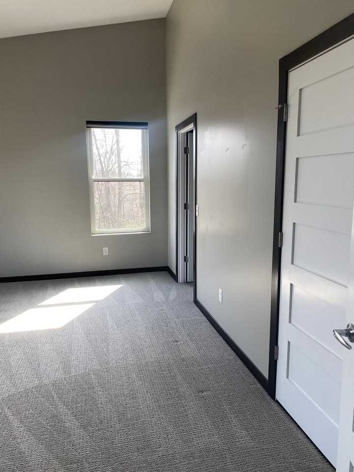 3612 Spooner Ave - Photo 7 of 22