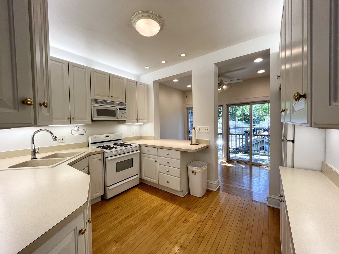 734 Mulford Street #Two - Photo 7 of 13