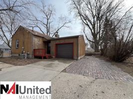 featured image of 2702 S Lakeport St