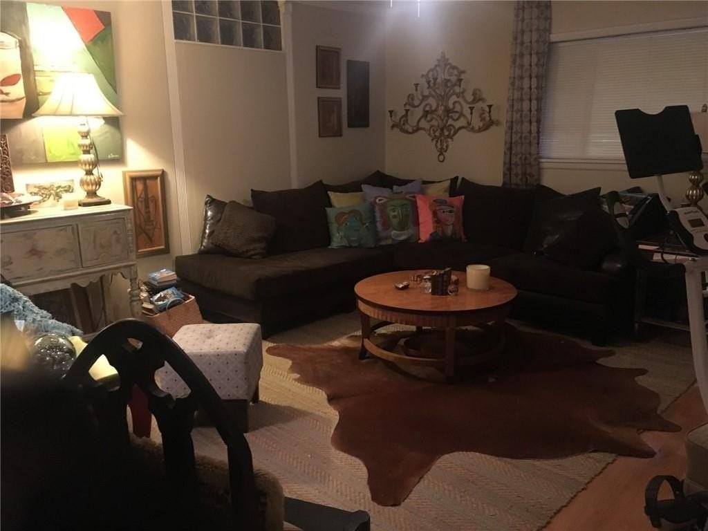 101 S West Ave #A1 - Photo 2 of 6