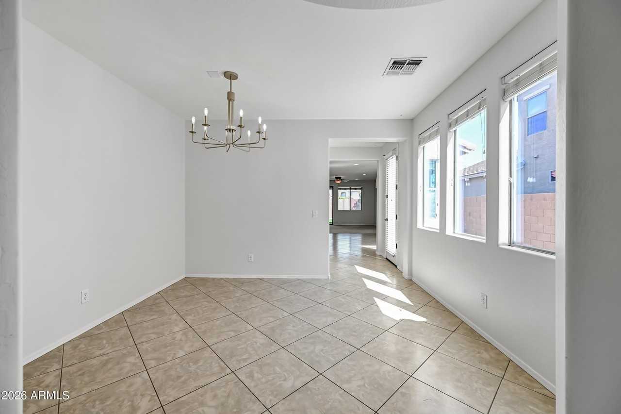 23862 W Gibson Ln - Photo 2 of 33