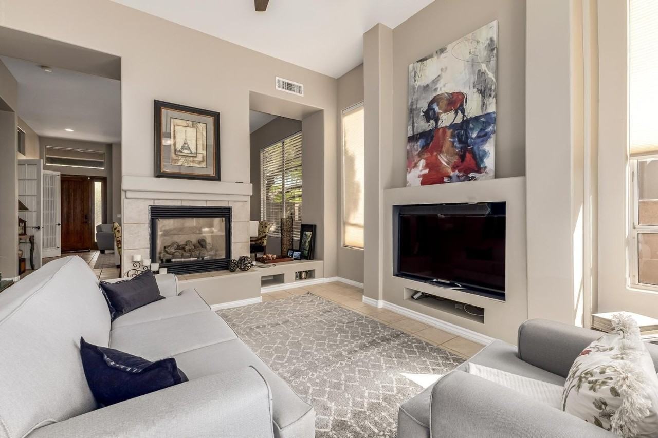 28072 N 108th Way - Photo 3 of 32