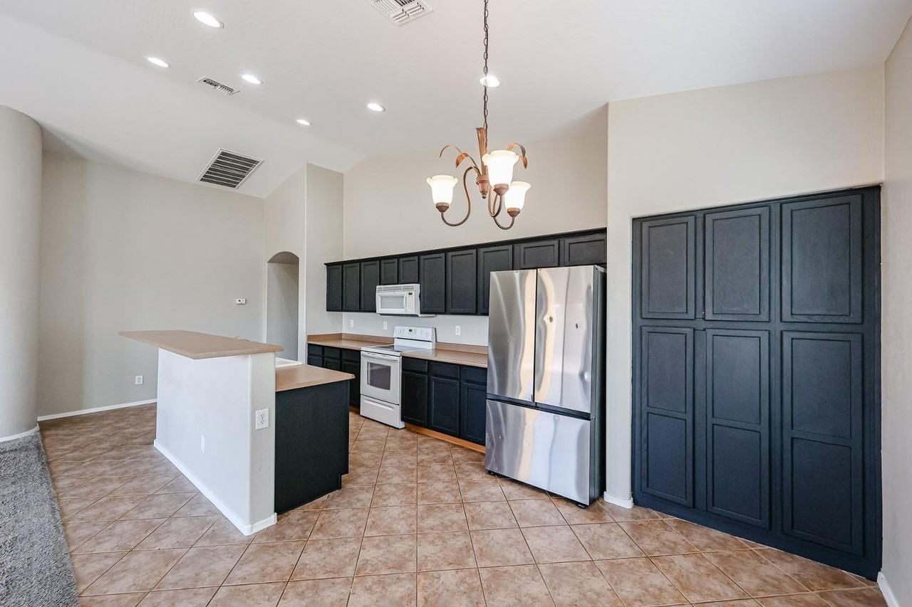 24755 W Dove Trl - Photo 7 of 26