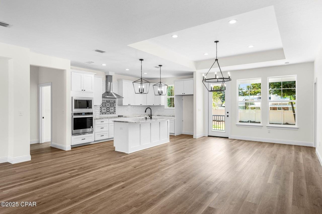 2963 Frankford Ave - Photo 5 of 20