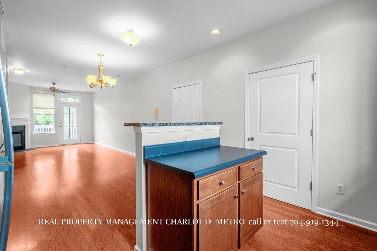1630 Walnut View Dr - Photo 6 of 37