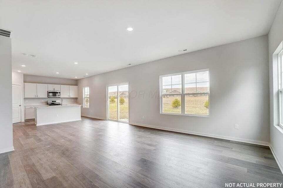 Brookside Dr - Photo 4 of 20