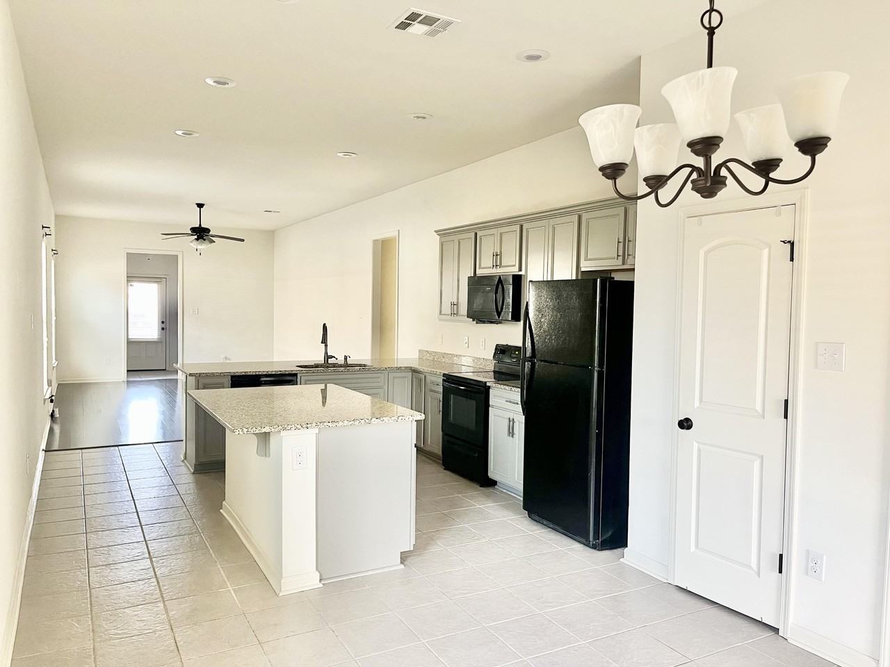 954 Deer Pass Dr #1 - Photo 4 of 19