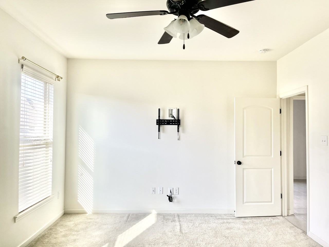 954 Deer Pass Dr #1 - Photo 6 of 19