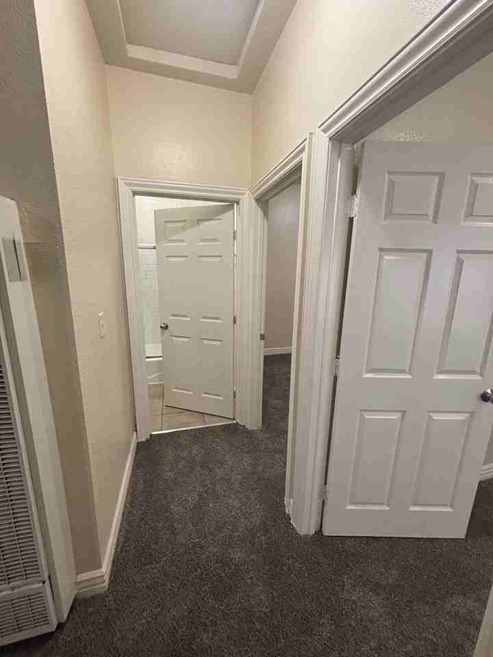 532 West 55th Street - Photo 5 of 12