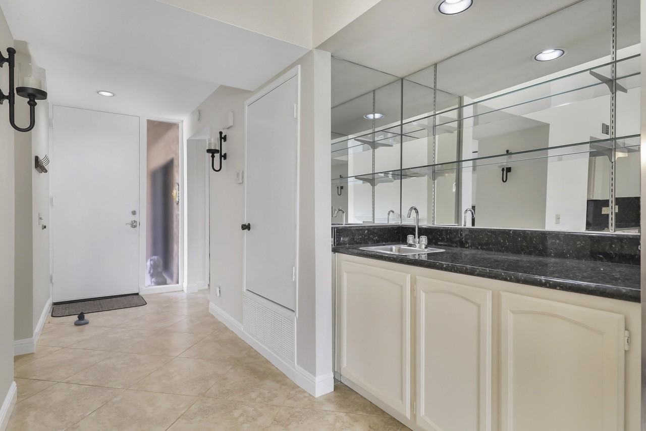 78480 Montego Bay Cir - Photo 5 of 38