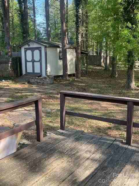 19506 Heartland St - Photo 6 of 6