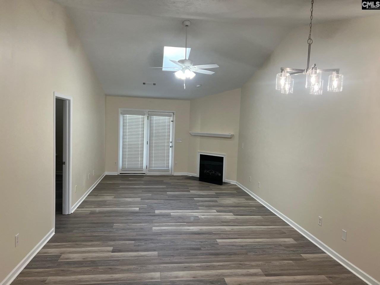 105 Crestland Dr - Photo 2 of 6